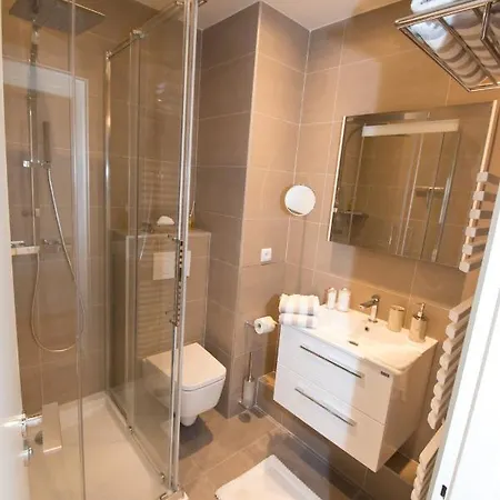 Luxueux Pied A Terre -trocadero - Tour Eiffel Et Champs De Mars Apartment